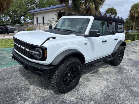 Used 2024 Ford Bronco Wildtrak AWD/4WD image 2