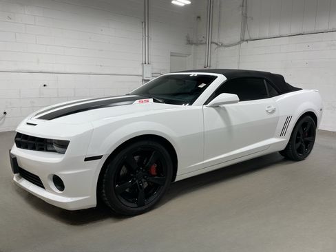 Used 2012 Chevrolet Camaro SS RWD image 1