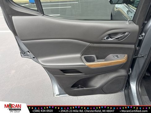 Used 2022 GMC Acadia SLE w/ Driver Convenience Package image 24