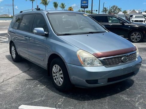 Used 2012 Kia Sedona LX FWD image 6
