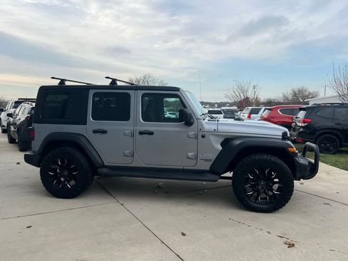 Used 2020 Jeep Wrangler Unlimited Sport S image 7