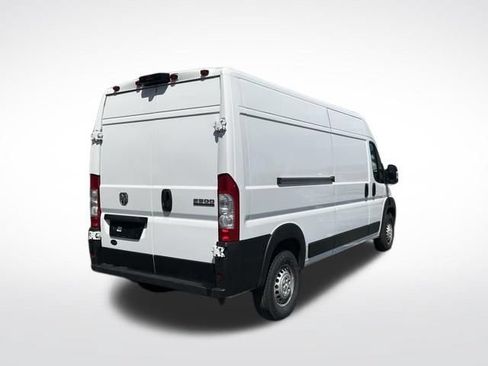 Used 2025 RAM ProMaster 2500 w/ Convenience Group FWD image 14