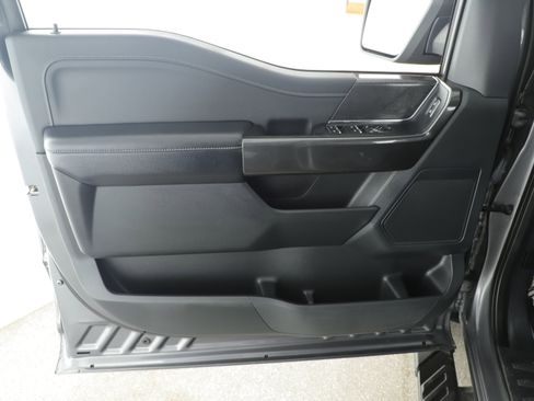 Used 2021 Ford F150 XLT w/ Equipment Group 302A High image 9