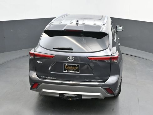 Used 2021 Toyota Highlander Platinum AWD/4WD image 29