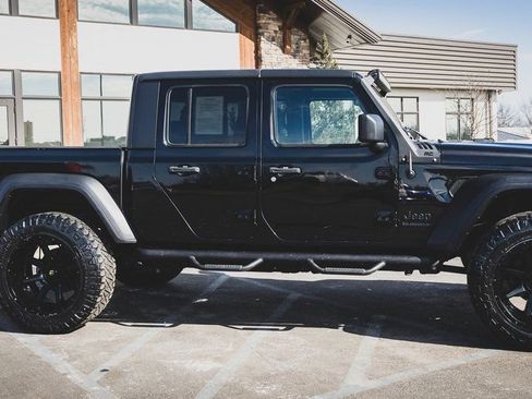 Used 2020 Jeep Gladiator Sport w/ Quick Order Package 24S image 24