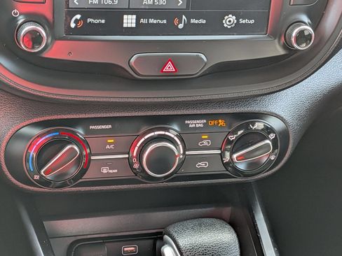 Used 2024 Kia Soul LX w/ Option Group 015 FWD image 24