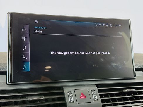 Used 2024 Audi Q5 Premium w/ Convenience Package image 22