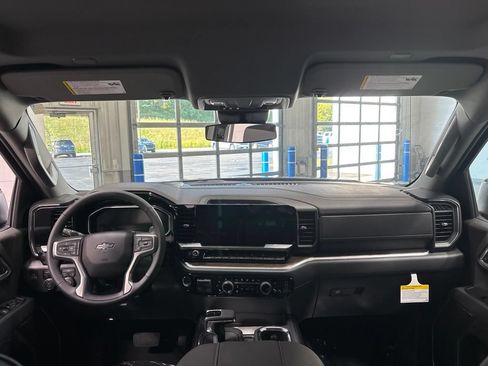 New 2026 Chevrolet Silverado 1500 RST AWD/4WD image 11