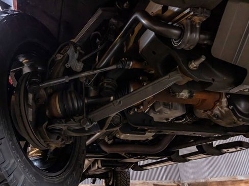 Used 2021 GMC Sierra 2500 SLT w/ Texas SLT Premium Package image 13