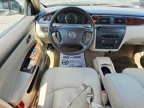 Used 2009 Buick LaCrosse CXL w/ Driver Confidence Package FWD image 11
