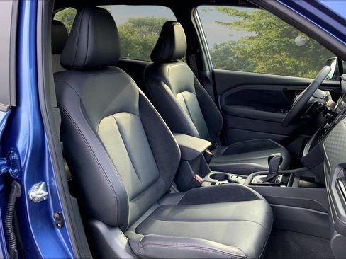 Used 2025 Subaru Forester Touring w/ Touring Package AWD/4WD image 28