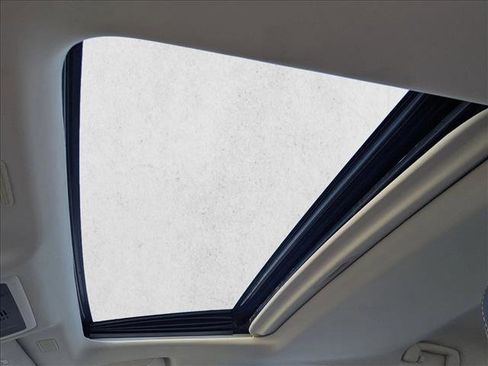 Used 2019 Lexus ES 300h ES 300h Luxury image 17