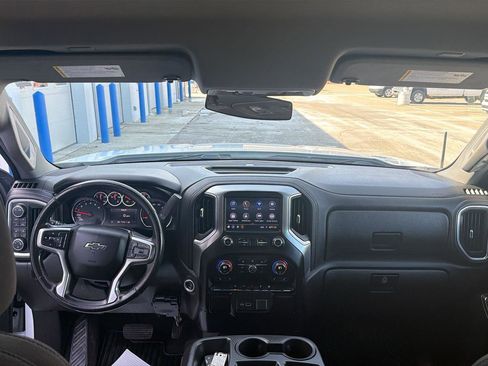 Used 2021 Chevrolet Silverado 1500 RST image 22