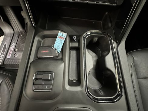 Used 2025 GMC Sierra 2500 AT4 AWD/4WD image 31