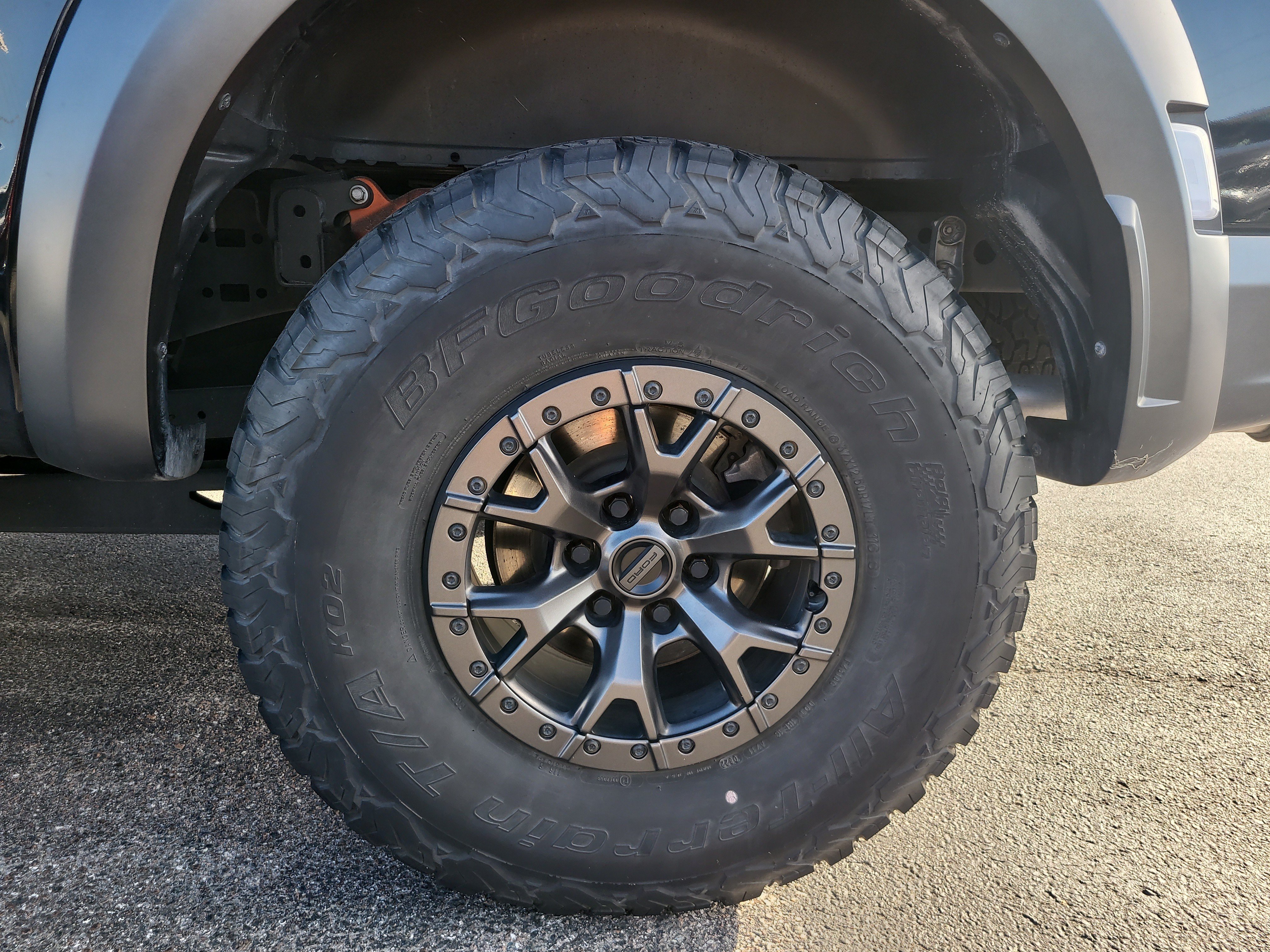 Used 2022 Ford F150 Raptor w/ Equipment Group 801A High AWD/4WD image 9
