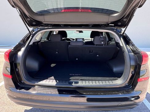 Used 2021 Hyundai Tucson SE w/ Cargo Package AWD/4WD image 6