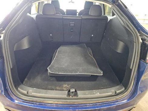 Used 2021 Tesla Model Y Long Range image 12