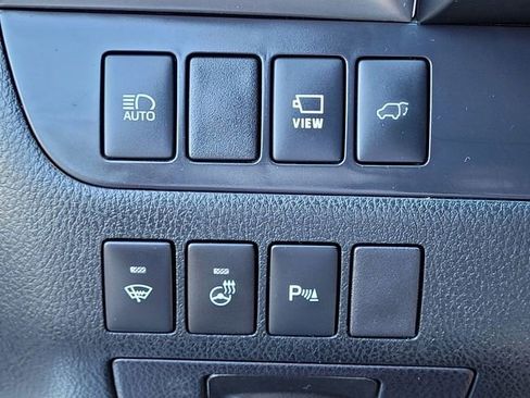 Certified 2019 Toyota Highlander Limited Platinum image 16