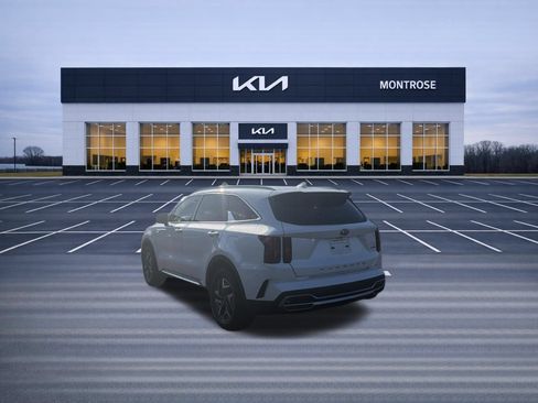 Certified 2021 Kia Sorento S FWD image 8