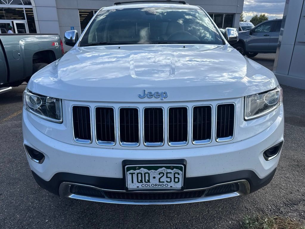Used 2014 Jeep Grand Cherokee Limited w/ Trailer Tow Group IV AWD/4WD image 2