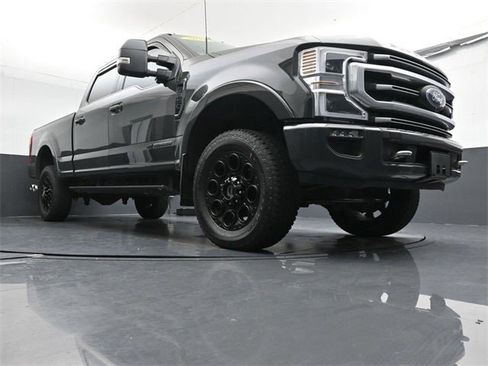 Used 2021 Ford F350 Platinum w/ Tremor Off-Road Package image 29