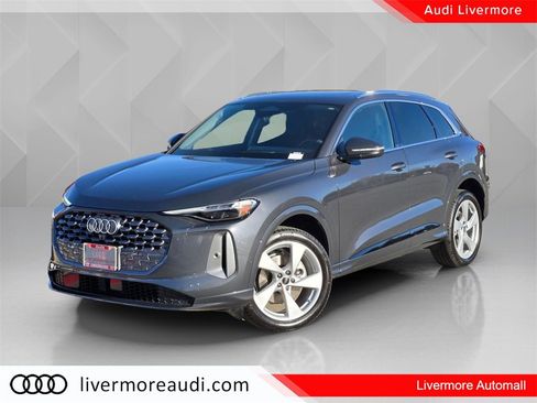 New 2025 Audi Q5 Premium Plus image 1