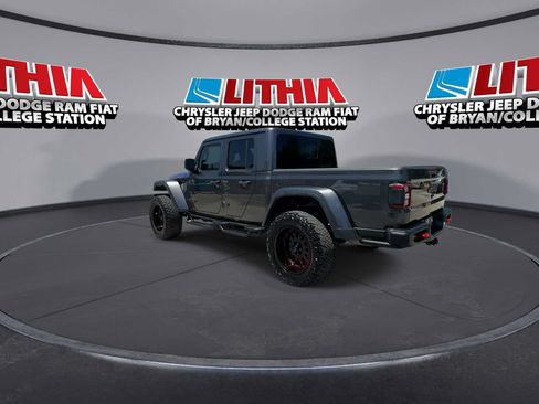 Used 2021 Jeep Gladiator Rubicon AWD/4WD image 6