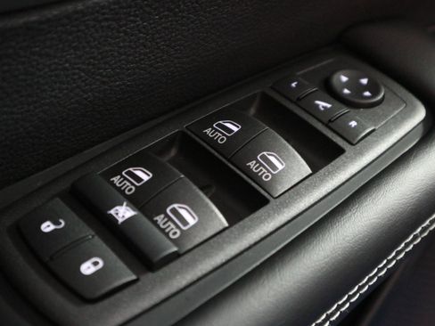 New 2026 Chrysler Pacifica Limited w/ S Appearance Package image 35