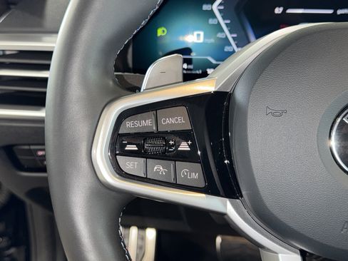 Used 2025 BMW M440i RWD image 22