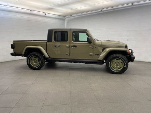 New 2026 Jeep Gladiator Willys image 2