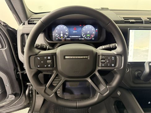 New 2026 Land Rover Defender 110 S AWD/4WD image 4