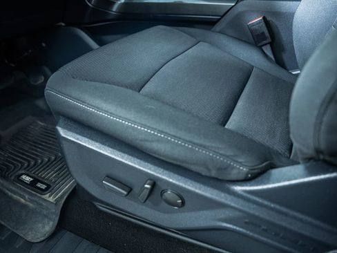 Certified 2022 Ford F150 XLT w/ Equipment Group 302A High image 39