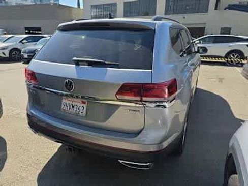 Used 2023 Volkswagen Atlas SE image 7