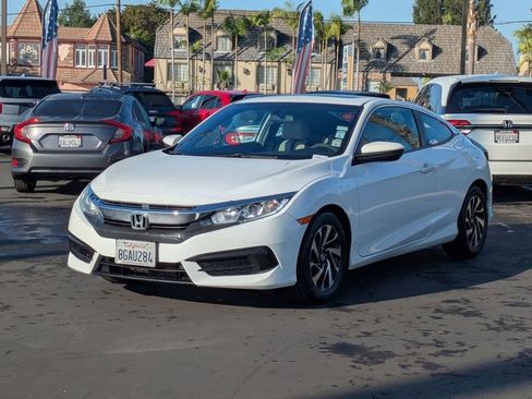 Certified 2017 Honda Civic LX-P image 3