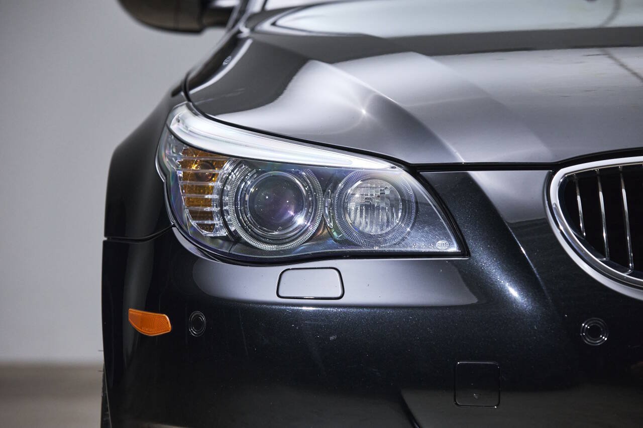 Used 2008 BMW M5 RWD image 14