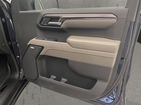 Used 2022 Chevrolet Silverado 1500 ZR2 w/ Technology Package image 23