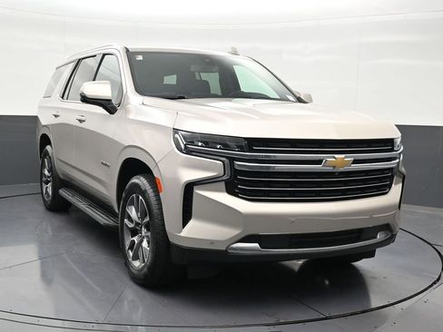 Used 2022 Chevrolet Tahoe LT w/ Luxury Package RWD image 8