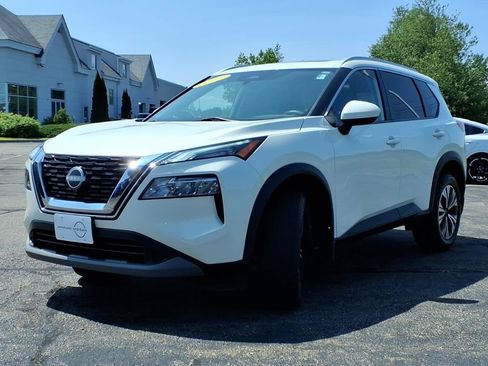 Certified 2023 Nissan Rogue SV w/ SV Premium B Package AWD/4WD image 6