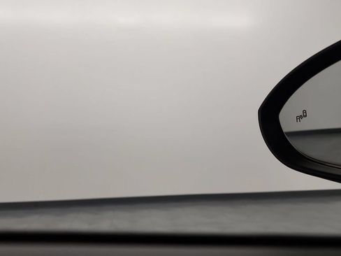Used 2024 Volkswagen Jetta SE FWD image 17