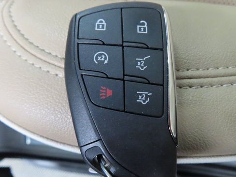 Used 2023 Chevrolet Tahoe Premier w/ Advanced Technology Package image 74