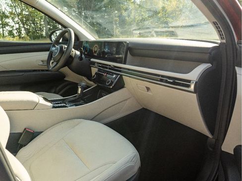 Used 2025 Hyundai Tucson SEL FWD image 18