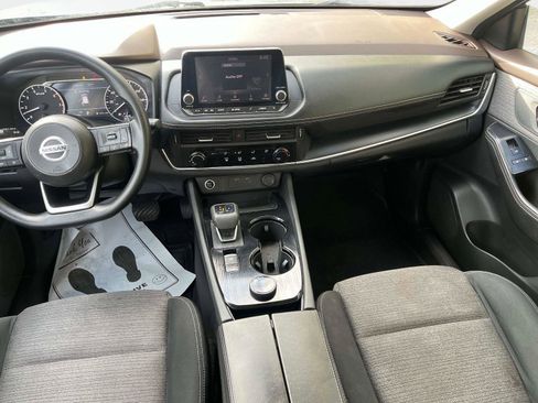 Used 2021 Nissan Rogue S image 16