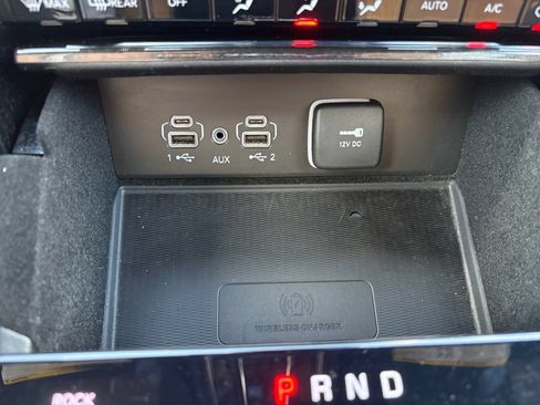 Used 2022 Jeep Grand Cherokee L Summit w/ Advanced Protech Group IV AWD/4WD image 33