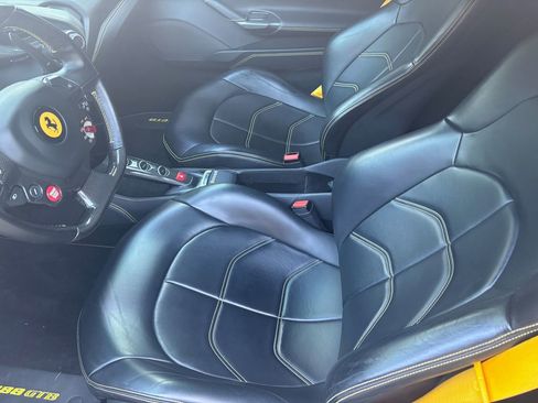 Used 2019 Ferrari 488 GTB image 11