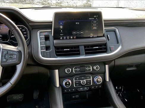 Used 2021 GMC Yukon XL SLT image 19