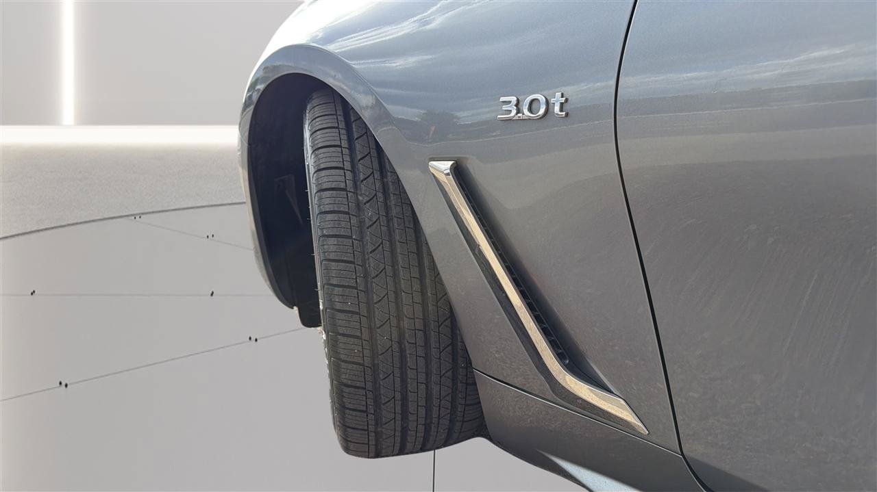 Used 2019 INFINITI Q60 3.0t Luxe w/ Essential Package AWD/4WD image 36