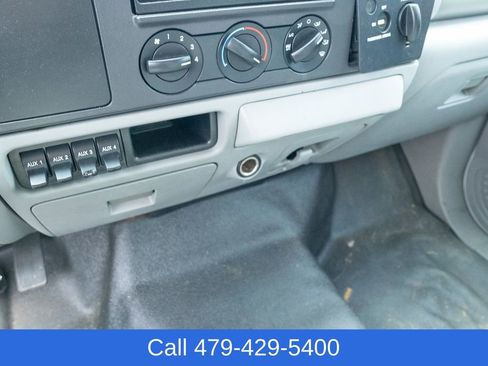 Used 2005 Ford F350 XL RWD image 18
