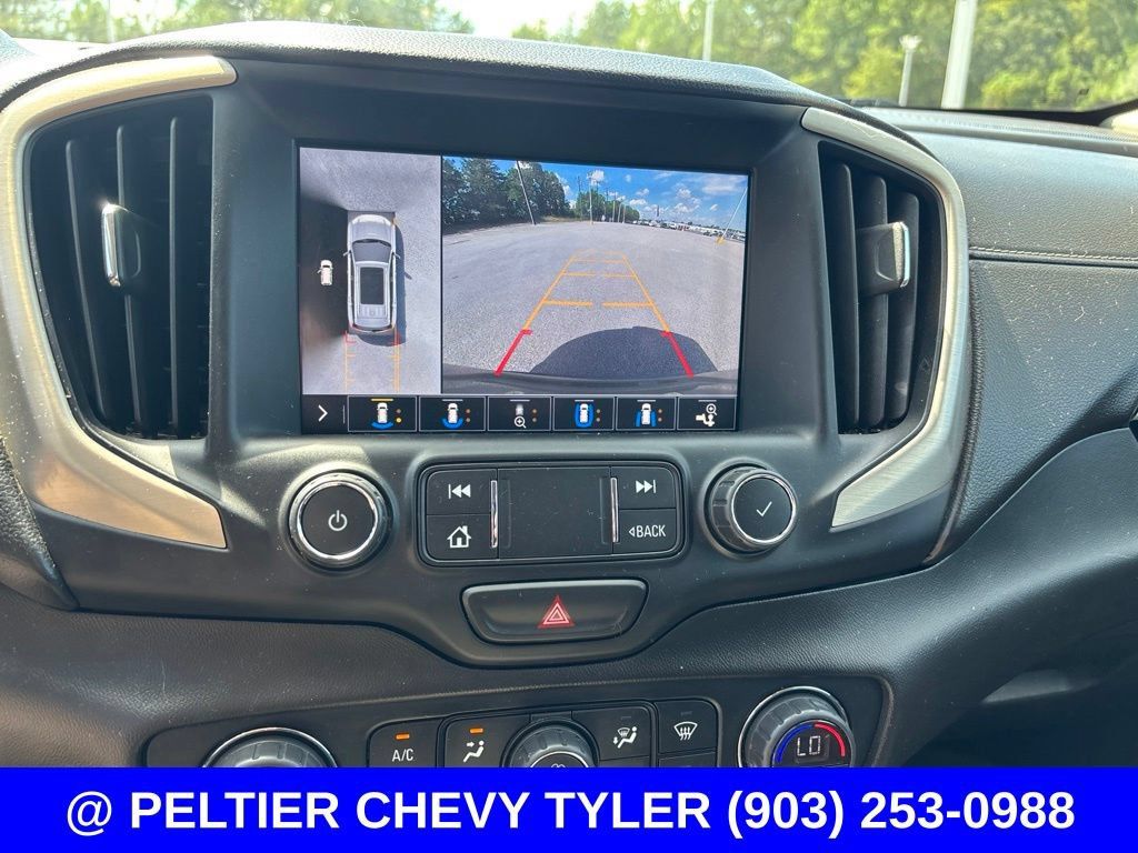 Used 2020 GMC Terrain Denali w/ Denali Premium Package AWD/4WD image 17