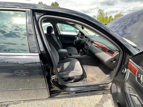 Used 2007 Chevrolet Impala LT w/ Preferred Equipment Group FWD image 29