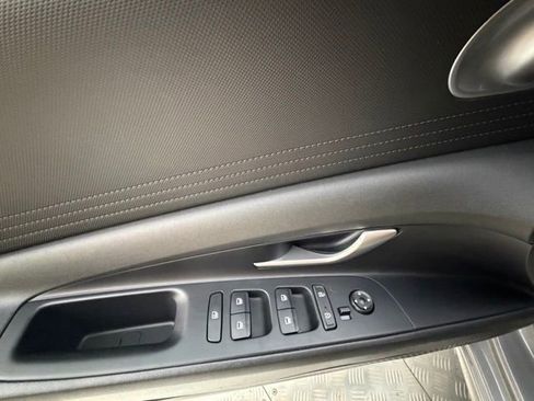 Used 2021 Hyundai Elantra SEL FWD image 27